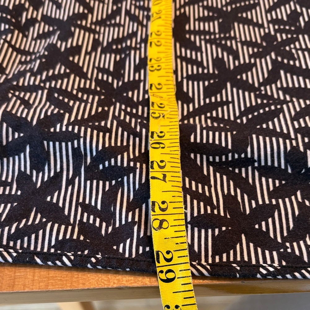 Lands' End Monochrome Striped Tee - Picture 8 of 12